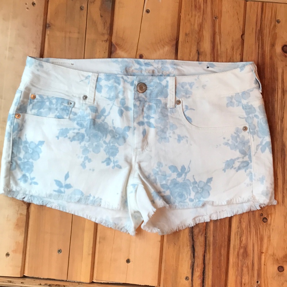 AE NWOT Cutoff Stretch Denim Shorts